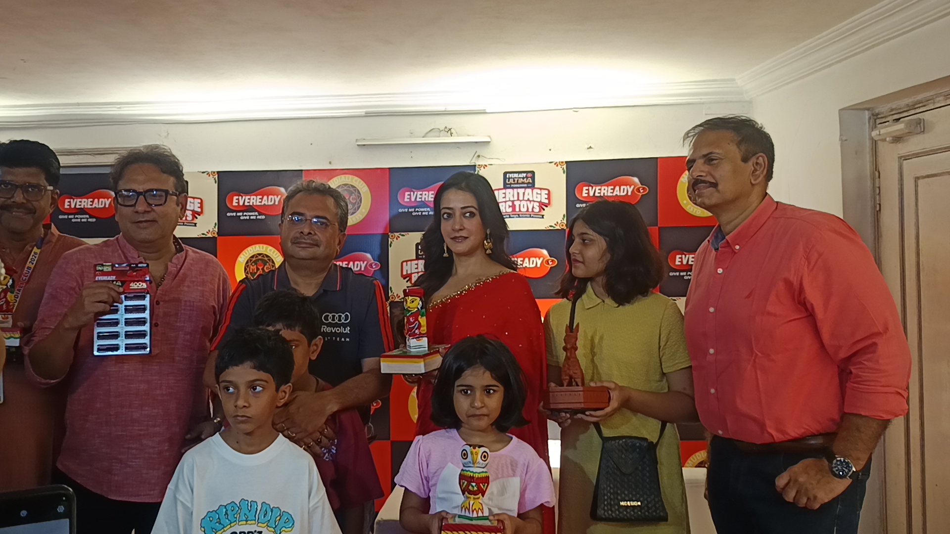 This Durga Puja, Eveready Powers Bengal’s Ancient Heritage: Re-imagining them as Modern Remote-Controlled Toys
